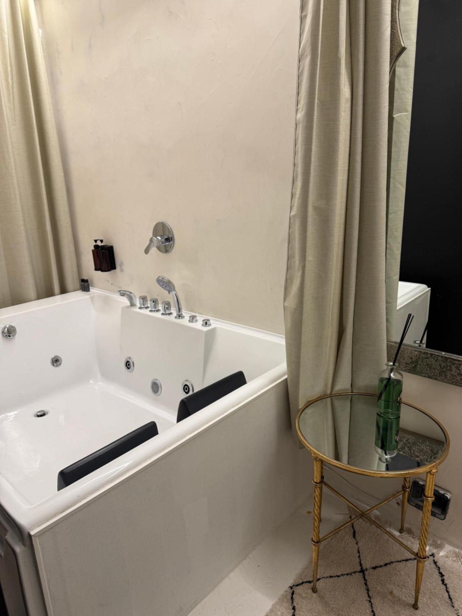 Les Chambres De Amelie B&B Bologna Exterior photo